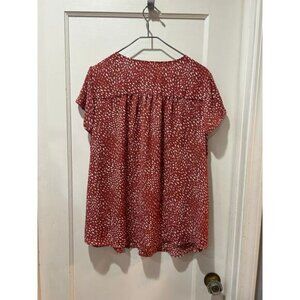 Torrid size 2 2X rust pattern poly short sleeve blouse
